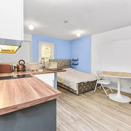 Apartament Cosy Studio Flat On A Budget Londyn Zewnętrze zdjęcie